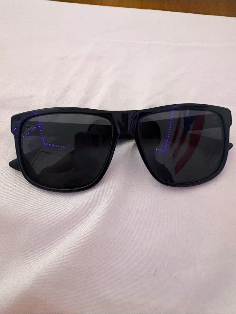 Gucci Men's Black Rectangular Sunglasses
